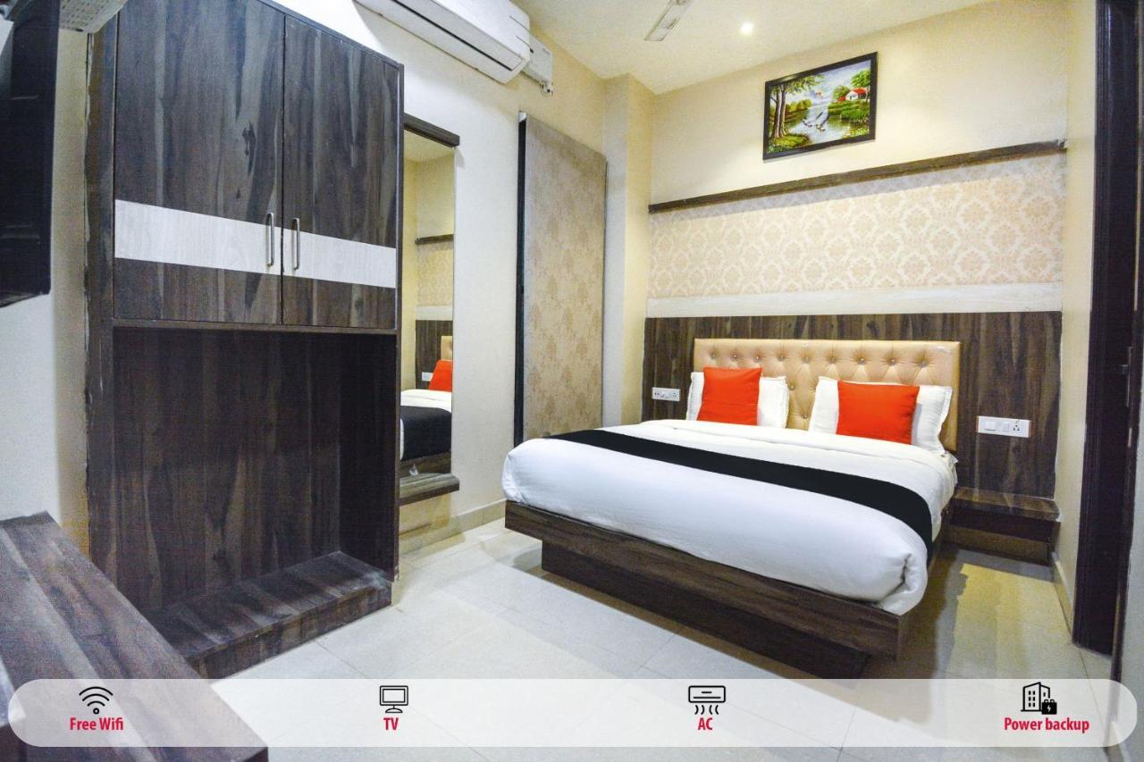 Capital O Moments Inn Амритсар Экстерьер фото